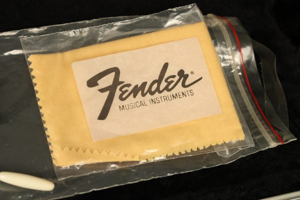 1983 Fender Stratocaster Olympic White - Image 63