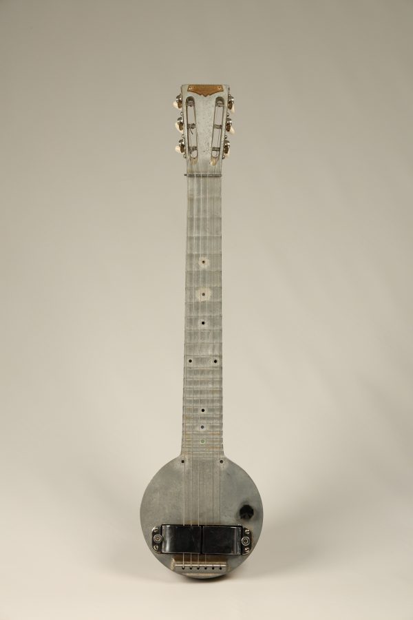 1934 Rickenbacker/Rickenbacher A-22 Frying Pan Hawaiian steel guitar