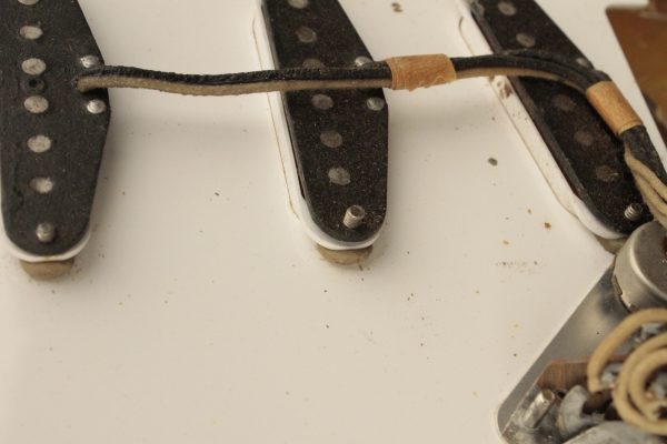 1957 Fender Stratocaster Sunburst - Image 109
