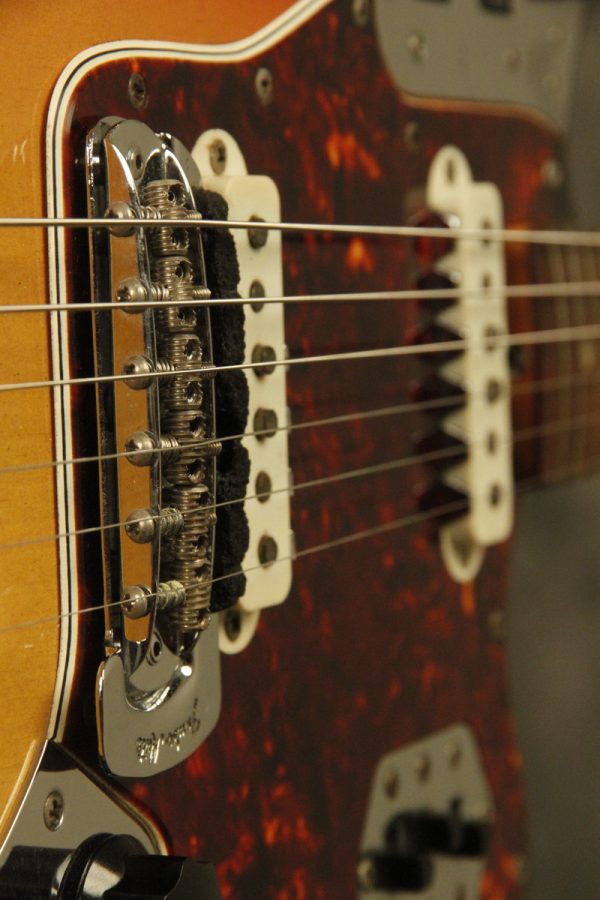 1965 Fender Jaguar Sunburst - Image 32