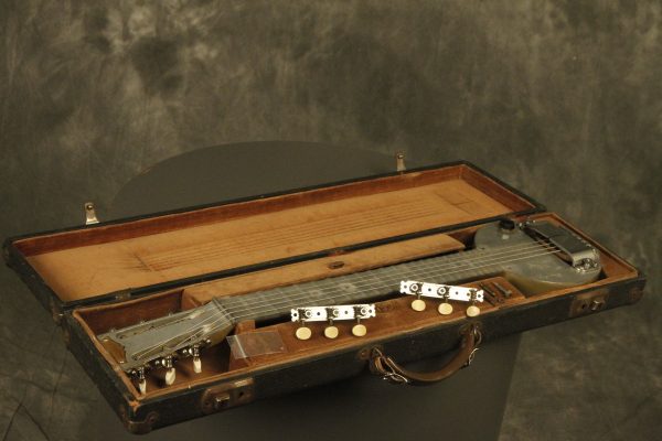 1934 Rickenbacker/Rickenbacher A-22 Frying Pan Hawaiian steel guitar - Image 32