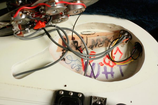 1991 Rickenbacker 620/12 WHITE BT - Image 54