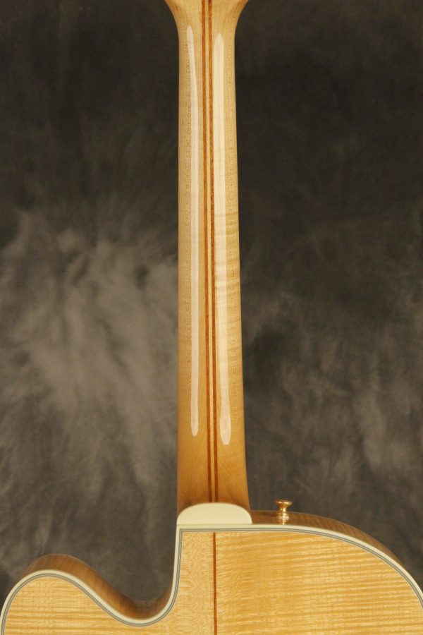 1989 Guild Artist Award Model Natural/Blonde - Image 37
