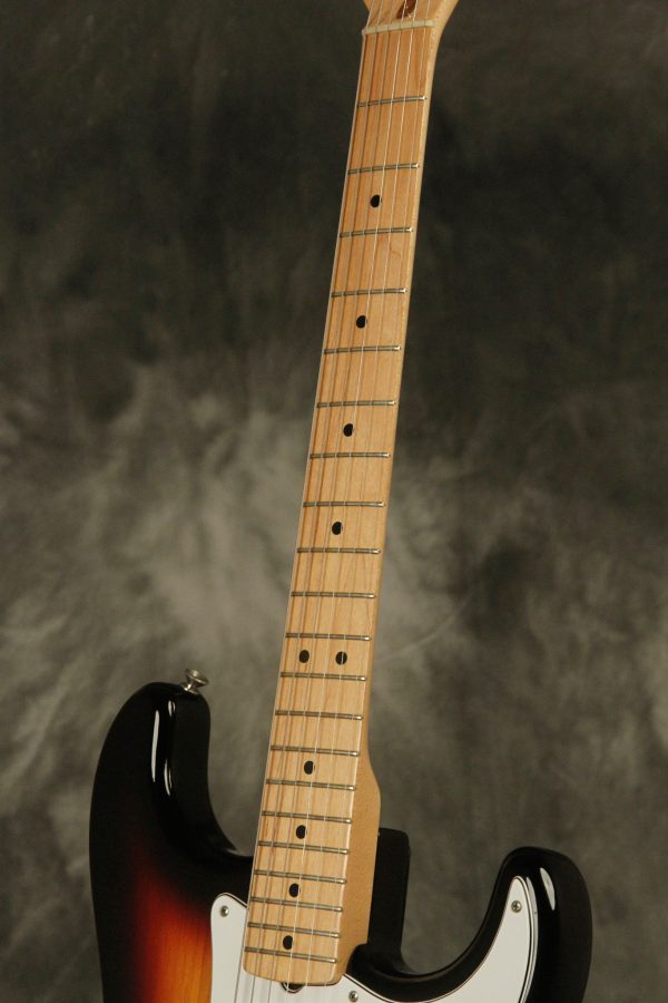1982 Fender Stratocaster Sunburst - Image 17