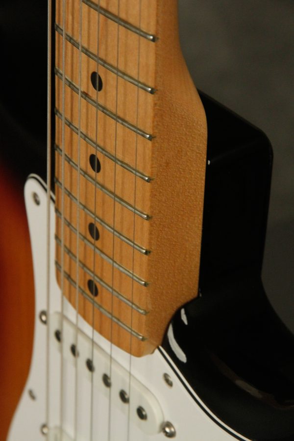 1982 Fender Stratocaster Sunburst - Image 21