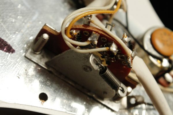 1982 Fender Stratocaster Sunburst - Image 74