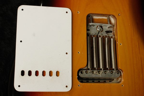 1982 Fender Stratocaster Sunburst - Image 77