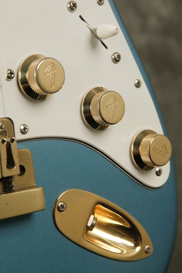 1981 Fender THE STRAT Stratocaster Lake Placid Blue - Image 13