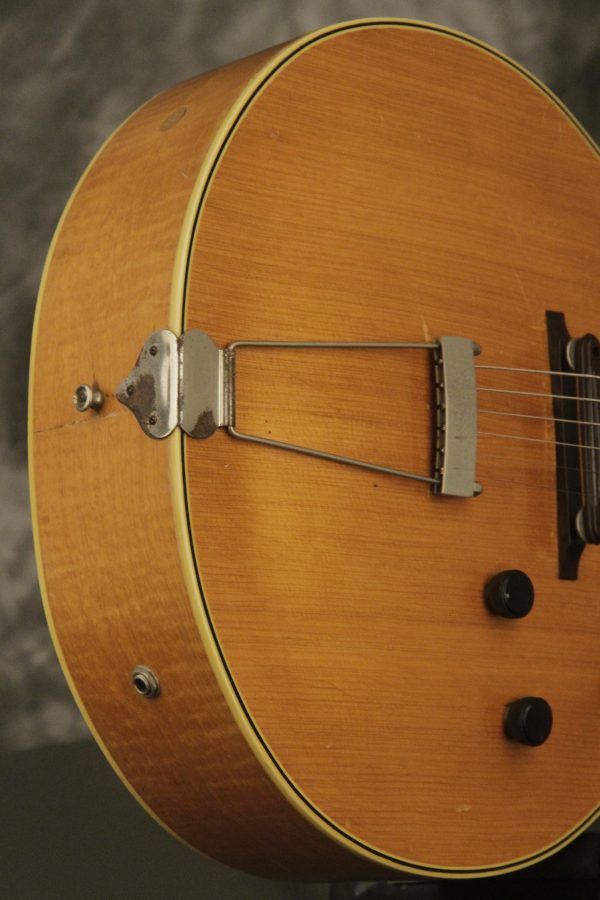 1940's National New Yorker electric archtop Blonde - Image 27
