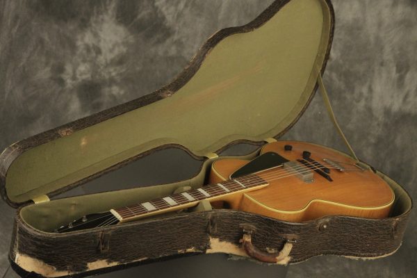 1940's National New Yorker electric archtop Blonde - Image 56