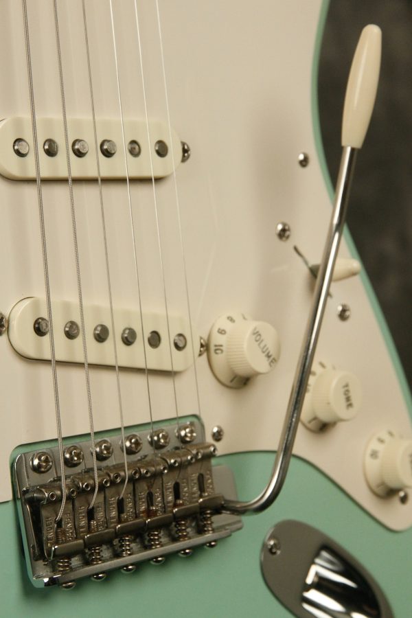 2006 Fender '57 Stratocaster reissue American Vintage SURF GREEN - Image 11