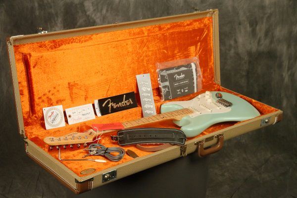 2006 Fender '57 Stratocaster reissue American Vintage SURF GREEN - Image 40