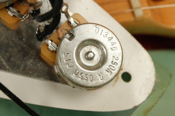 2006 Fender '57 Stratocaster reissue American Vintage SURF GREEN - Image 61