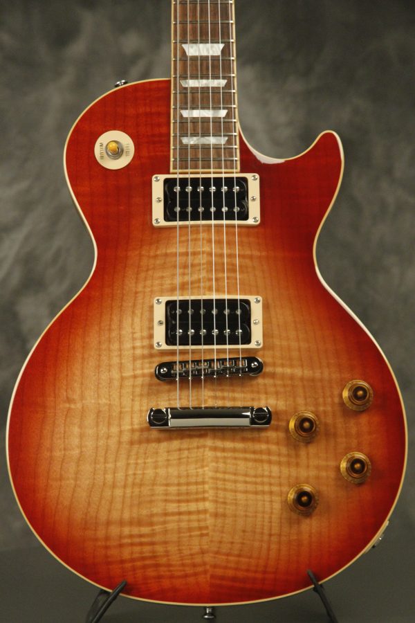 2008 Gibson Les Paul Classic Antique in Heritage Cherry Sunburst - Image 2