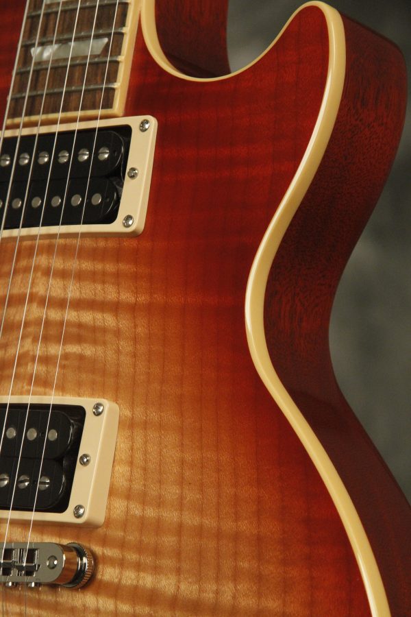 2008 Gibson Les Paul Classic Antique in Heritage Cherry Sunburst - Image 9