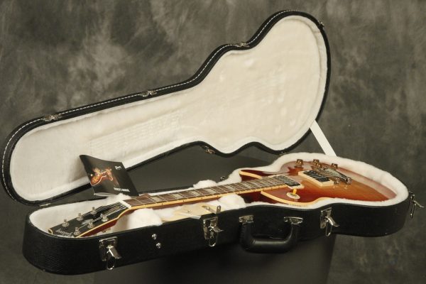2008 Gibson Les Paul Classic Antique in Heritage Cherry Sunburst - Image 32