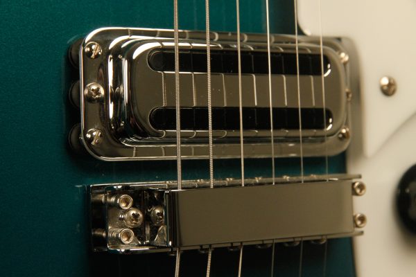 2003 Rickenbacker 381V69 rare Turquoise - Image 8