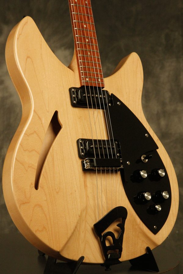 1993 Rickenbacker 330 Mapleglo BT - Image 24