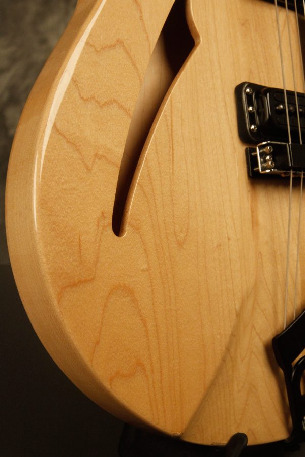 1993 Rickenbacker 330 Mapleglo BT - Image 26