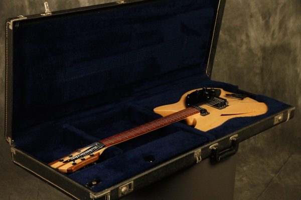 1993 Rickenbacker 330 Mapleglo BT - Image 56