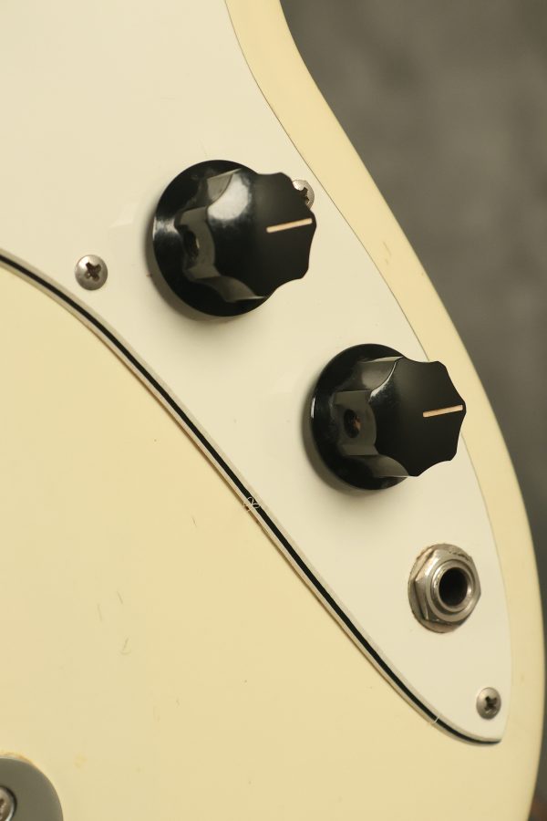 SOLD - 1972 Fender Musicmaster Bass White - Image 13