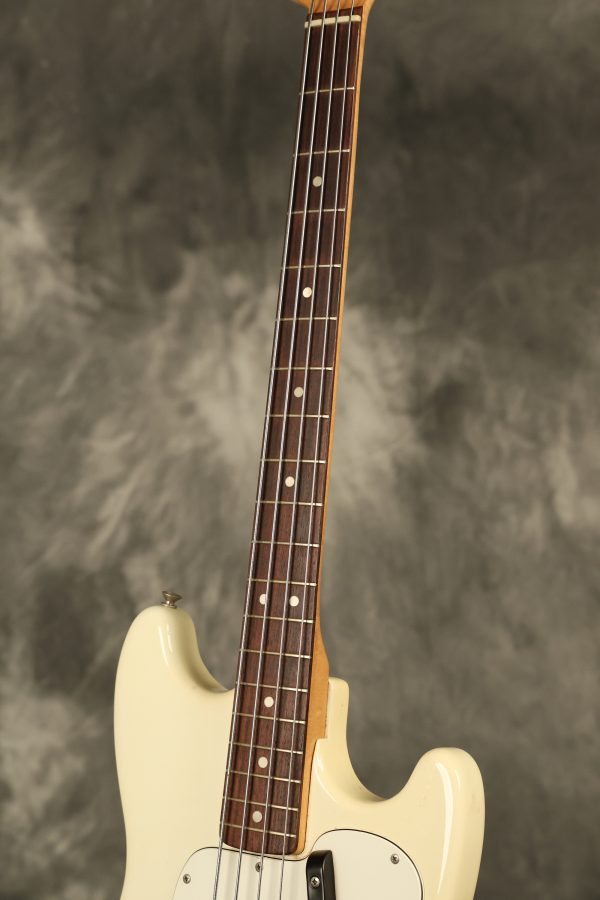 SOLD - 1972 Fender Musicmaster Bass White - Image 21