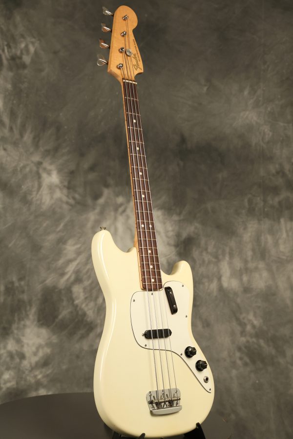 SOLD - 1972 Fender Musicmaster Bass White - Image 25