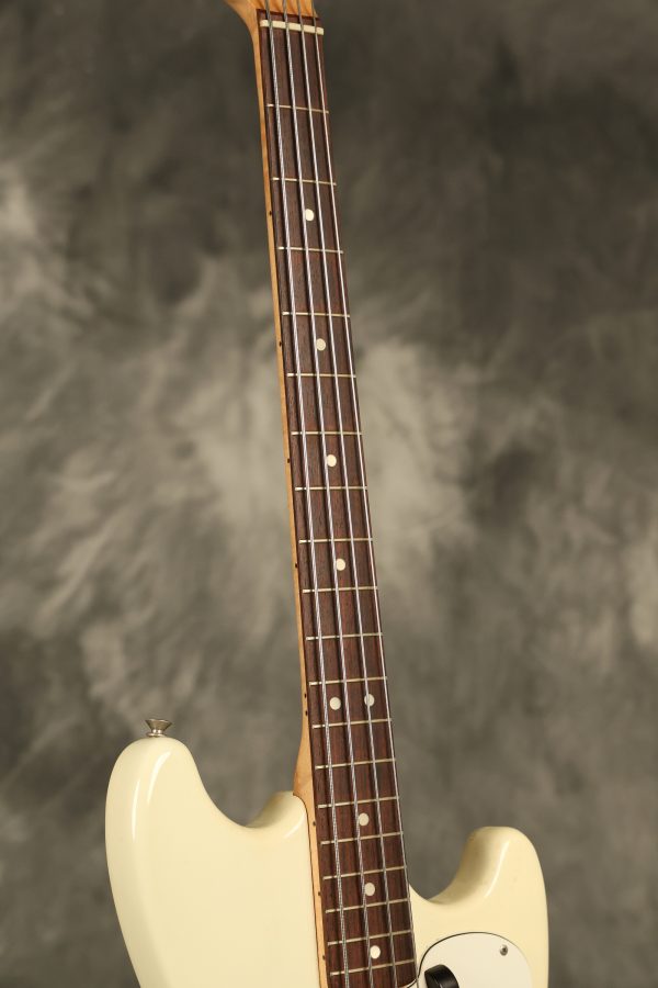 SOLD - 1972 Fender Musicmaster Bass White - Image 31
