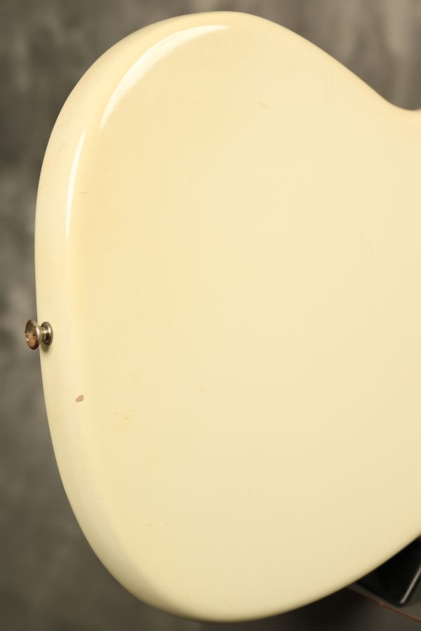 SOLD - 1972 Fender Musicmaster Bass White - Image 37