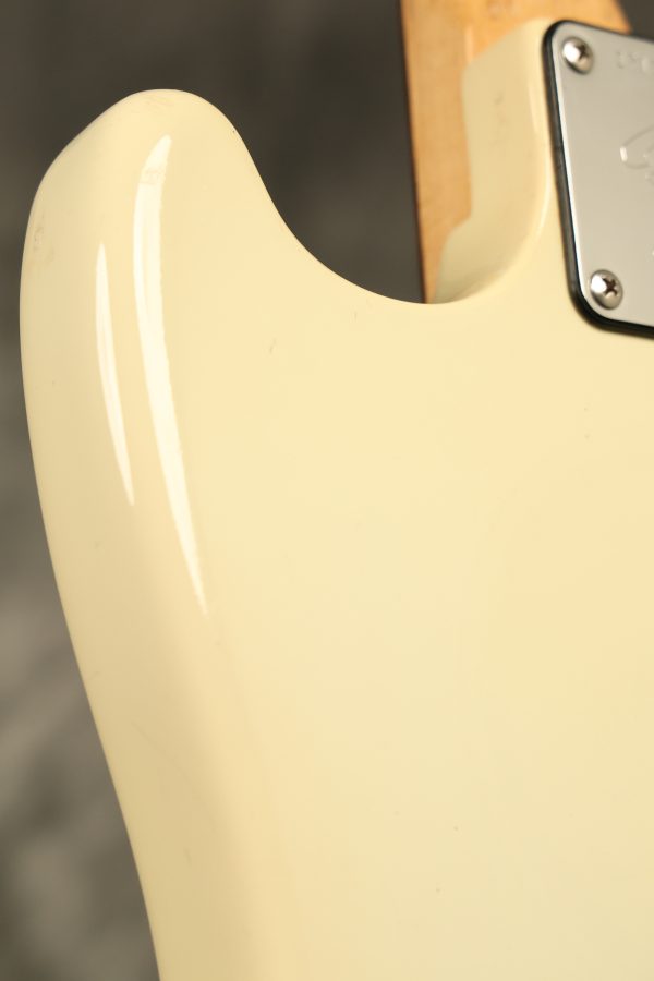 SOLD - 1972 Fender Musicmaster Bass White - Image 40