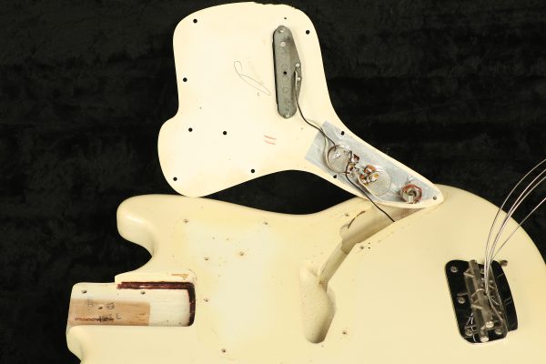 SOLD - 1972 Fender Musicmaster Bass White - Image 71