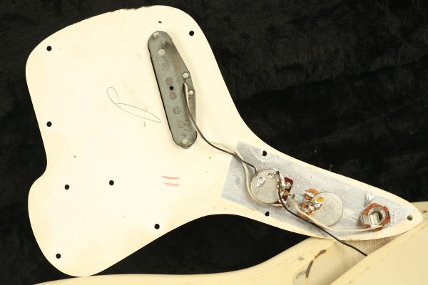 SOLD - 1972 Fender Musicmaster Bass White - Image 74