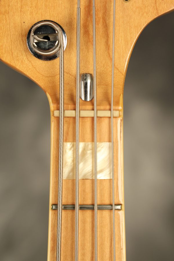1981 Fender Jazz Bass International Series Arctic White - Image 6