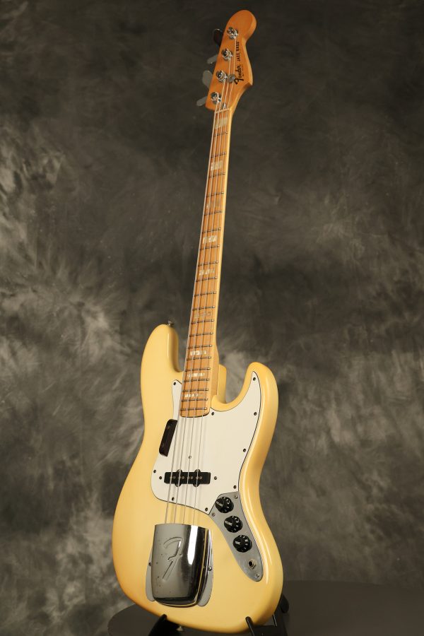 1981 Fender Jazz Bass International Series Arctic White - Image 13
