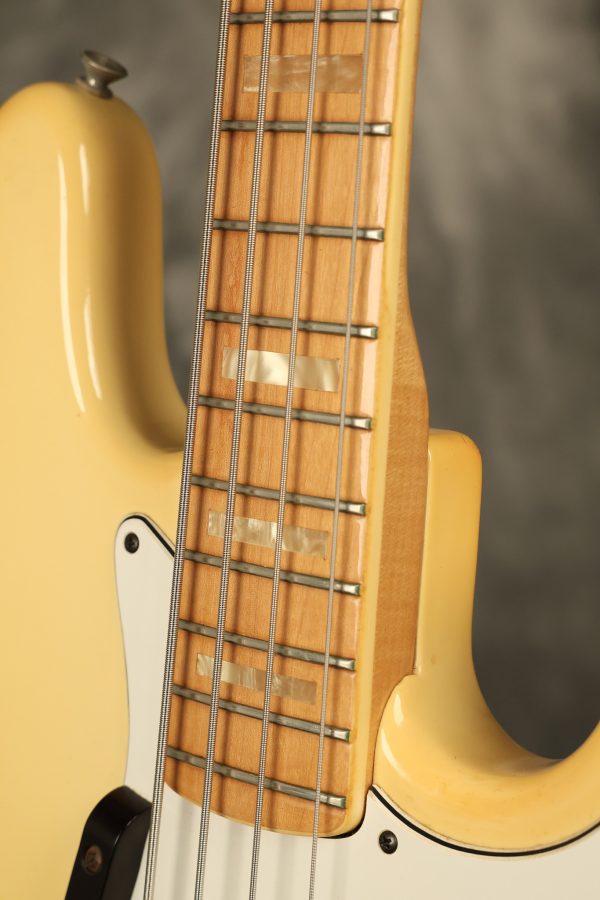 1981 Fender Jazz Bass International Series Arctic White - Image 22