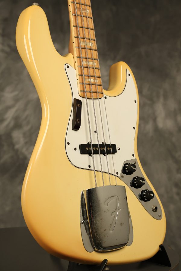 1981 Fender Jazz Bass International Series Arctic White - Image 24