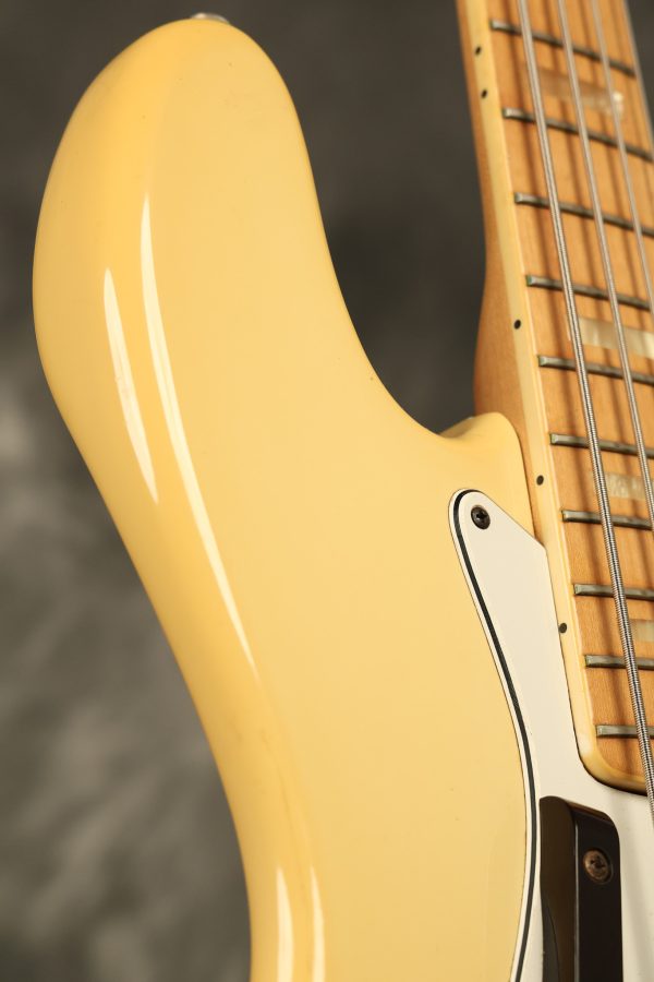 1981 Fender Jazz Bass International Series Arctic White - Image 25