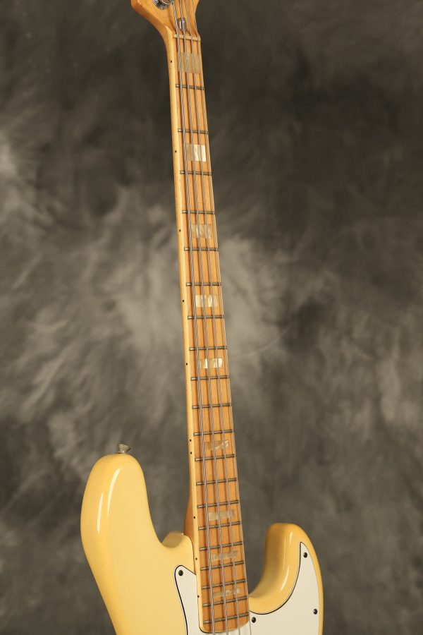 1981 Fender Jazz Bass International Series Arctic White - Image 28