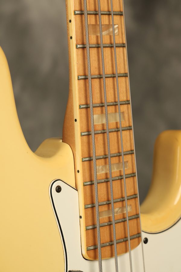 1981 Fender Jazz Bass International Series Arctic White - Image 31