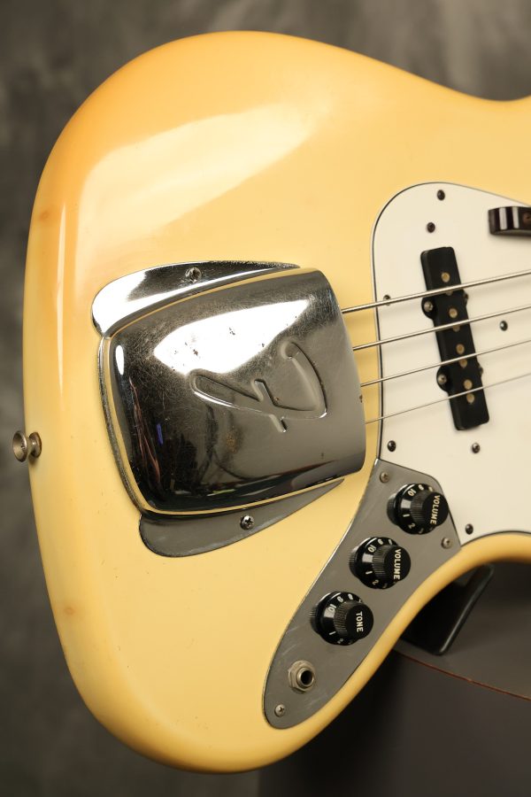 1981 Fender Jazz Bass International Series Arctic White - Image 33