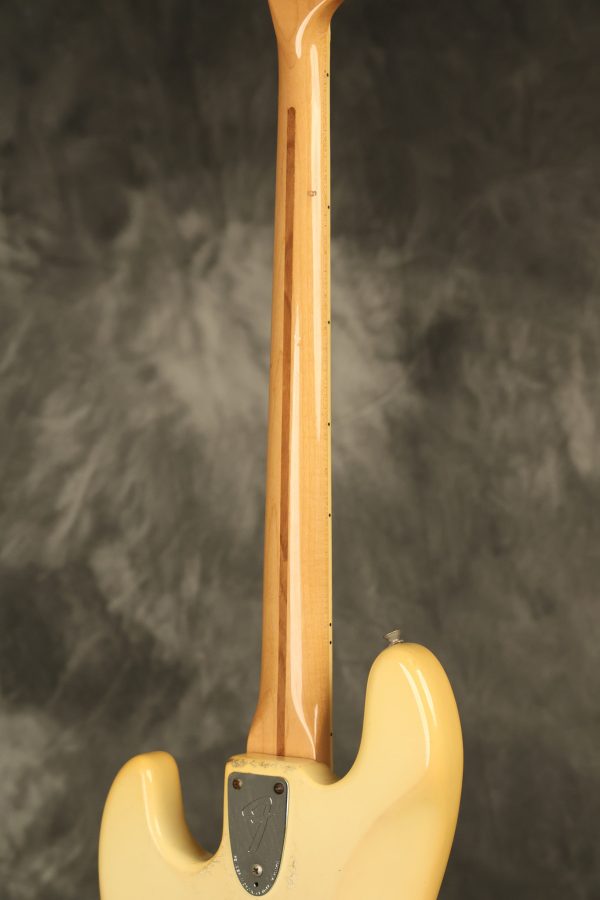 1981 Fender Jazz Bass International Series Arctic White - Image 62