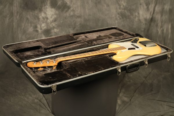 1981 Fender Jazz Bass International Series Arctic White - Image 65