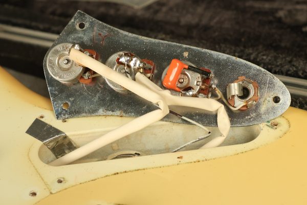 1981 Fender Jazz Bass International Series Arctic White - Image 79