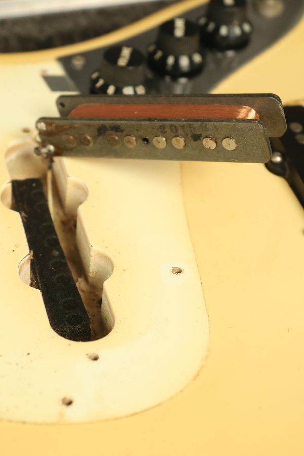1981 Fender Jazz Bass International Series Arctic White - Image 87