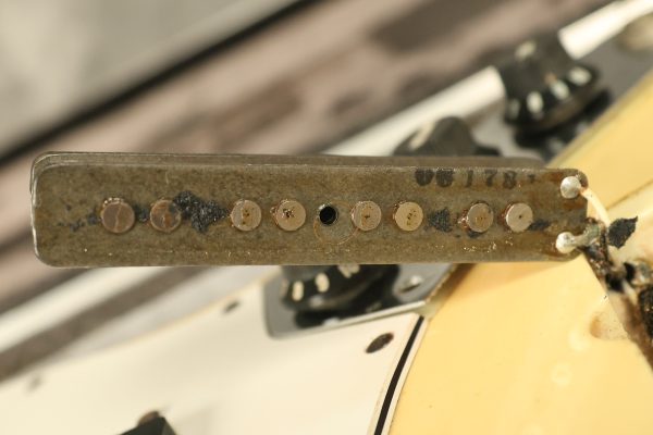 1981 Fender Jazz Bass International Series Arctic White - Image 91