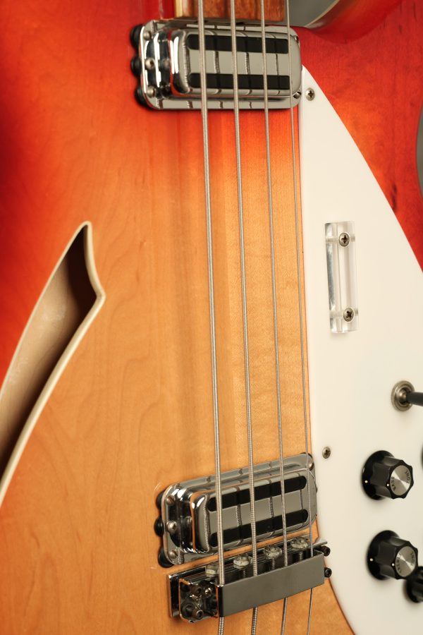 1967 Rickenbacker 4005 Fireglo - Image 9