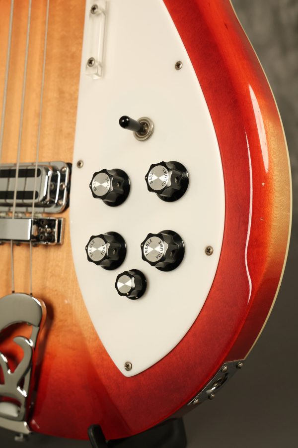 1967 Rickenbacker 4005 Fireglo - Image 17