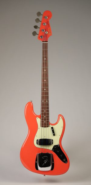 2005 Fender CIJ 62 Reissue Jazz Bass Fiesta Red