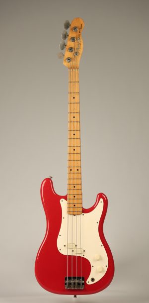 1983 Fender Bullet Bass Deluxe B-34 long scale Red