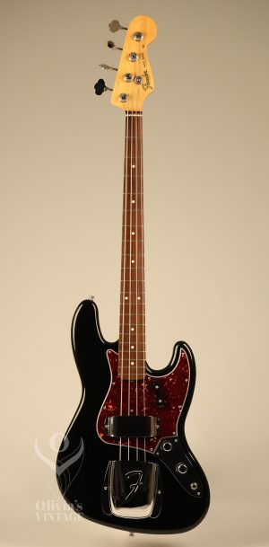SOLD - 2007 Fender '62 reissue Jazz Bass Black